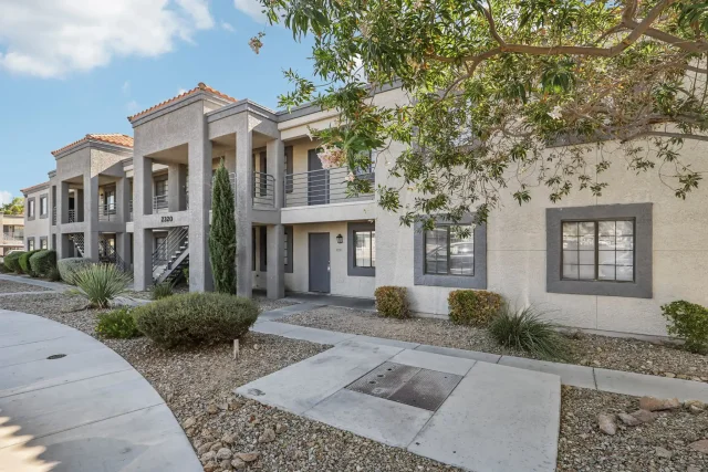 Ashford Manor Apartments