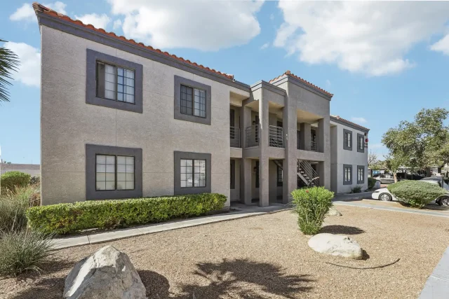 Ashford Manor Apartments